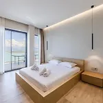 别墅 Horizon Luxurious Lakefront Retreat By Pikhost Široka