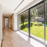 Horizon Luxurious Lakefront Retreat By Pikhost 别墅 Široka