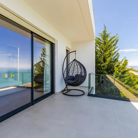 וילה Horizon Luxurious Lakefront Retreat By Pikhost Široka